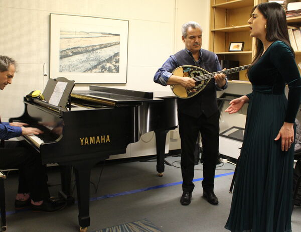 Dimitra Kahrimanidis in rehearsal
